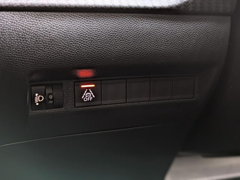 Peugeot 208 1.5 BlueHDi S&S - 100 II BERLINE Active Pack