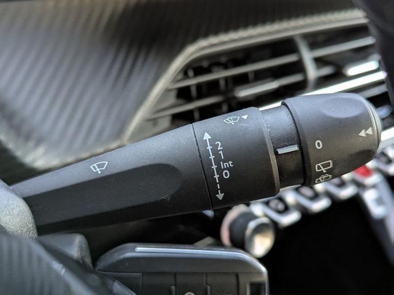 Peugeot 208 1.5 BlueHDi S&S - 100 II BERLINE Active Pack