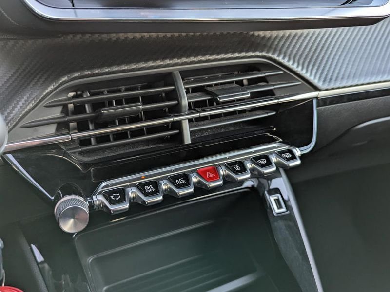 Peugeot 208 1.5 BlueHDi S&S - 100 II BERLINE Active Pack