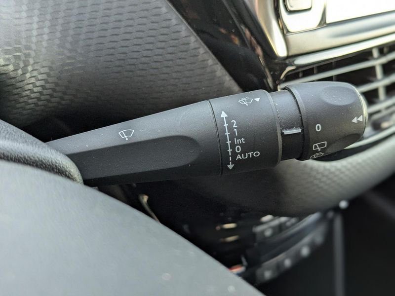 Peugeot 2008 1.5 BlueHDi S&S - 120 BV EAT6 Allure Business