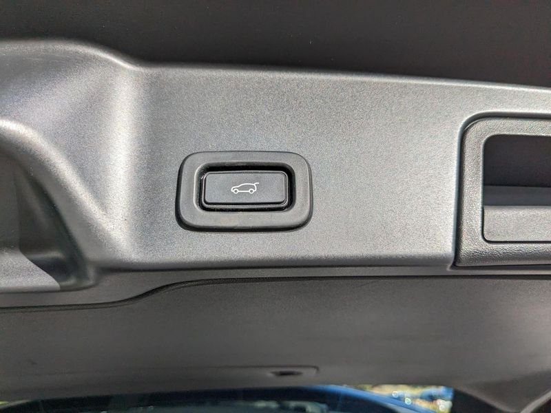 Land Rover Range Rover Evoque 2.0 P200 - BVA 2019 SE