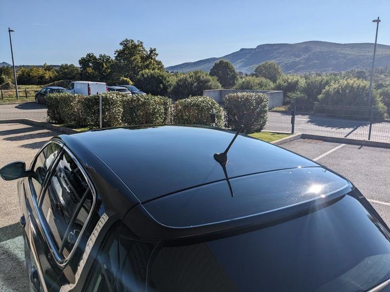 Peugeot 308 1.5 BlueHDi S&S - 130 BV EAT8 II BERLINE Tech Edition