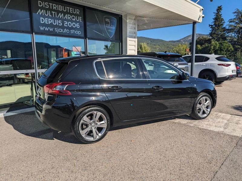 Peugeot 308 1.5 BlueHDi S&S - 130 BV EAT8 II BERLINE Tech Edition