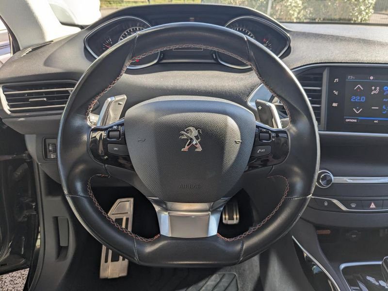 Peugeot 308 1.5 BlueHDi S&S - 130 BV EAT8 II BERLINE Tech Edition