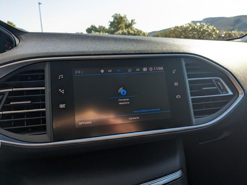 Peugeot 308 1.5 BlueHDi S&S - 130 BV EAT8 II BERLINE Tech Edition