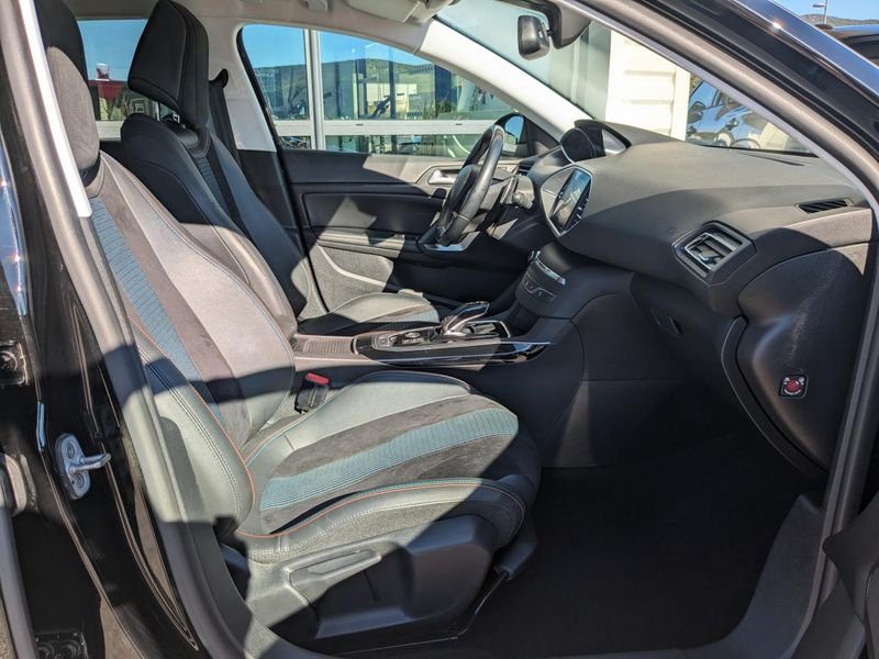 Peugeot 308 1.5 BlueHDi S&S - 130 BV EAT8 II BERLINE Tech Edition