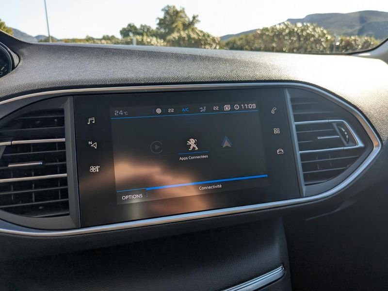 Peugeot 308 1.5 BlueHDi S&S - 130 BV EAT8 II BERLINE Tech Edition