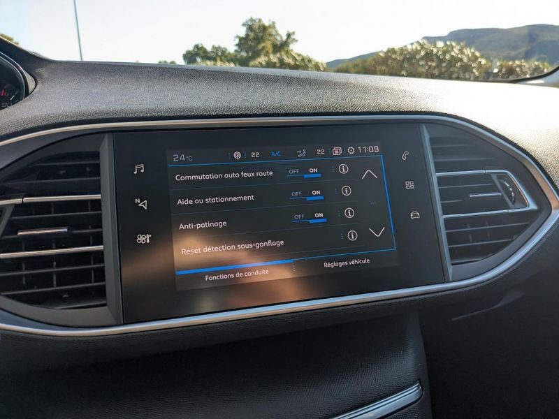 Peugeot 308 1.5 BlueHDi S&S - 130 BV EAT8 II BERLINE Tech Edition