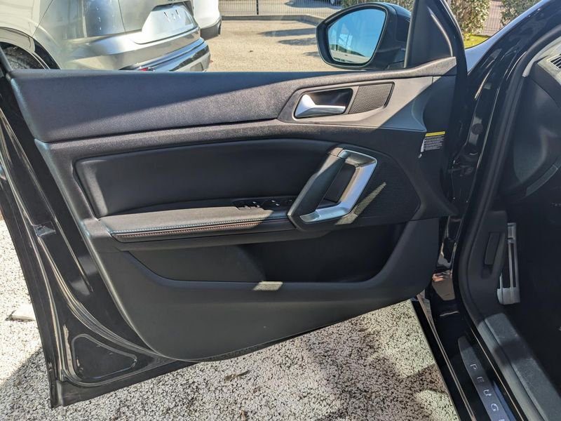 Peugeot 308 1.5 BlueHDi S&S - 130 BV EAT8 II BERLINE Tech Edition