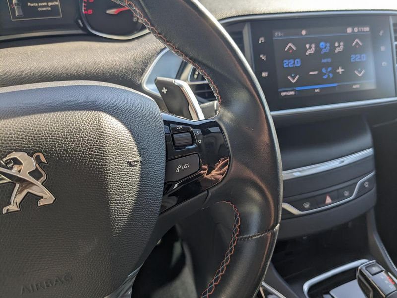 Peugeot 308 1.5 BlueHDi S&S - 130 BV EAT8 II BERLINE Tech Edition