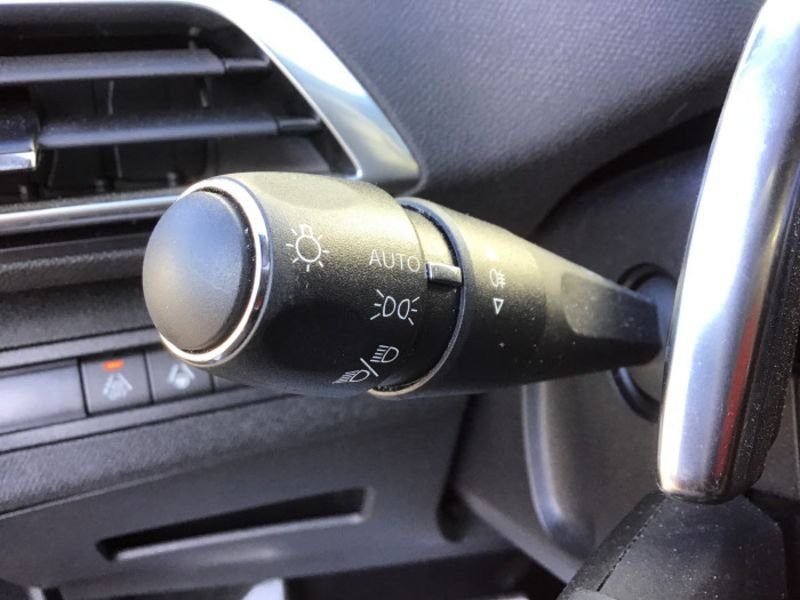 Peugeot 3008 BlueHDi 130ch S&S EAT8 GT