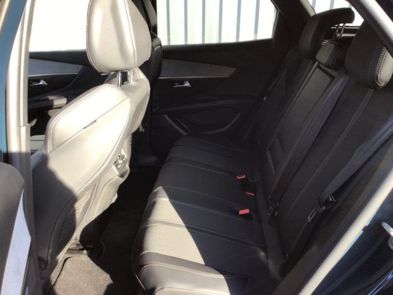 Peugeot 3008 BlueHDi 130ch S&S EAT8 GT