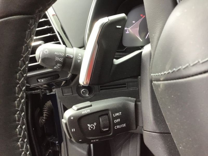 DS DS 7 BlueHDi 130 EAT8 Rivoli