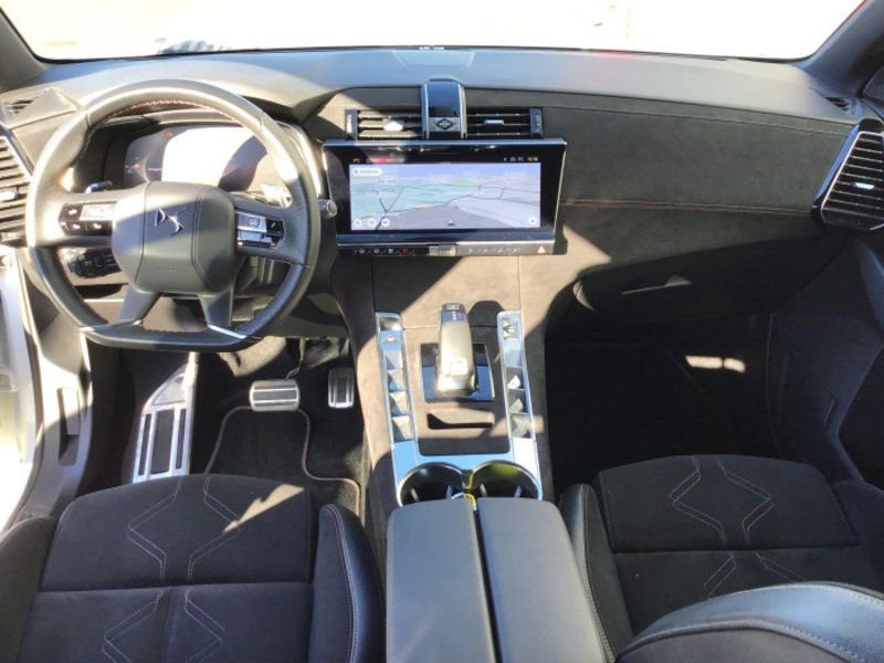 DS DS 7 BlueHDi 130 EAT8 Performance Line +