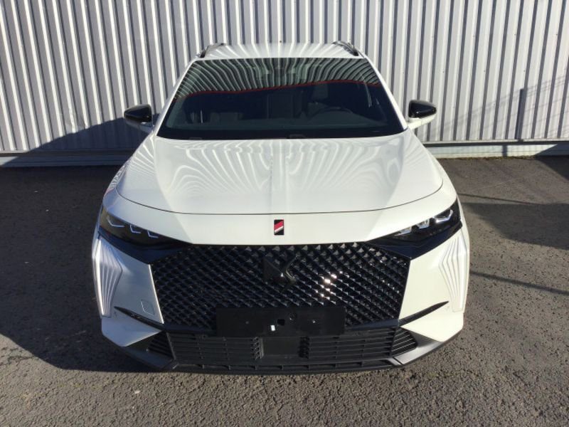 DS DS 7 BlueHDi 130 EAT8 Performance Line +