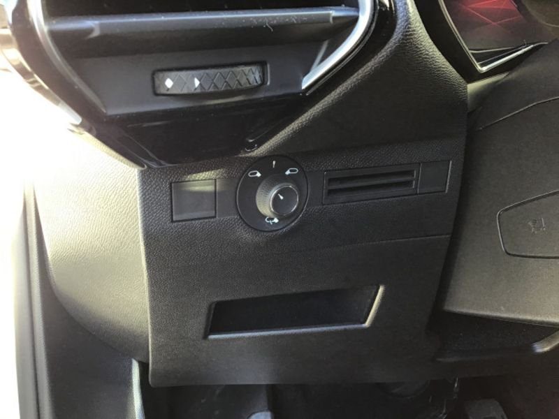 DS DS 7 BlueHDi 130 EAT8 Performance Line +