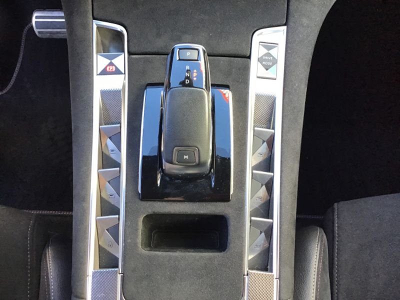 DS DS 7 BlueHDi 130 EAT8 Performance Line +