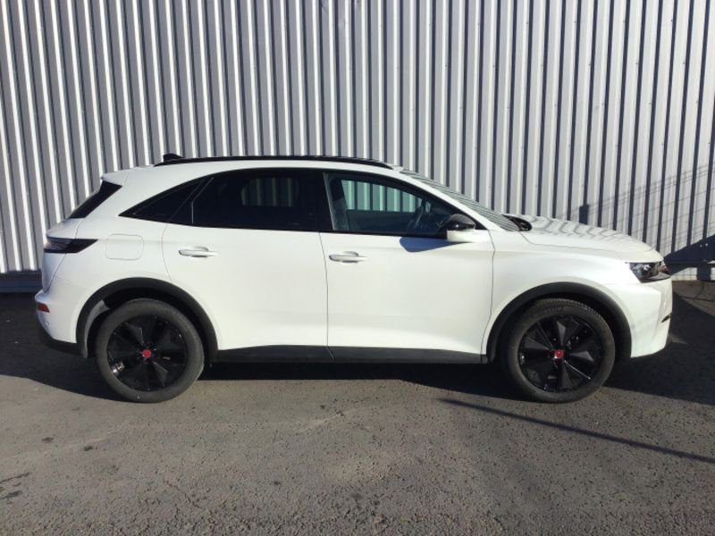 DS DS 7 BlueHDi 130 EAT8 Performance Line +