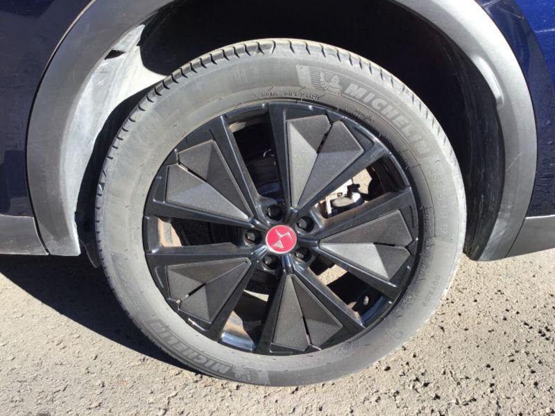 DS DS 7 BlueHDi 130 EAT8 Performance Line +