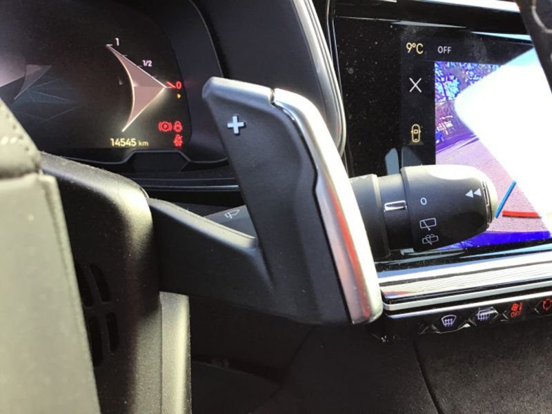 DS DS 7 BlueHDi 130 EAT8 Performance Line +