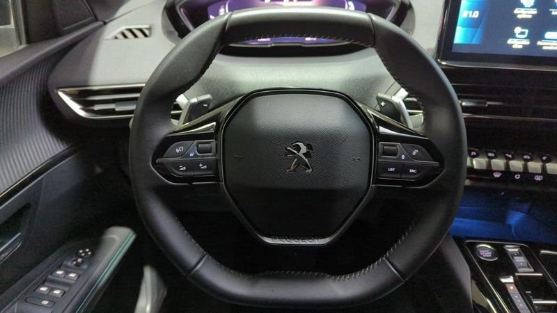 Peugeot 3008 Hybrid 136 e-dcs6 allure pack + hayon mains libres + angles morts