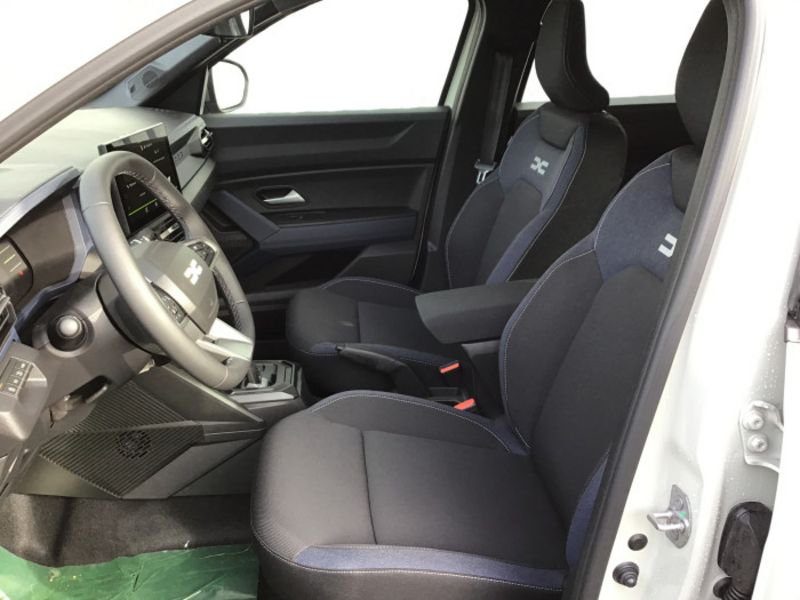 Dacia Duster Hybrid 140 4x2 Expression