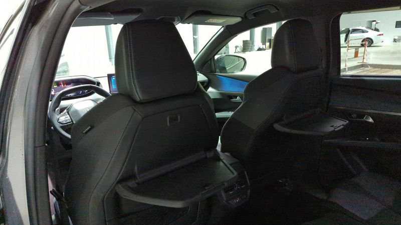 Peugeot 5008 Bluehdi 130ch s&s eat8 allure pack