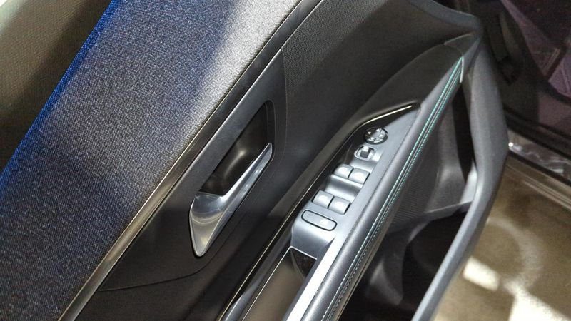 Peugeot 5008 Bluehdi 130ch s&s eat8 allure pack