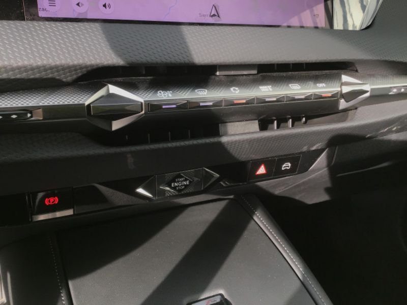 DS DS 4 PureTech 130 EAT8 Trocadero