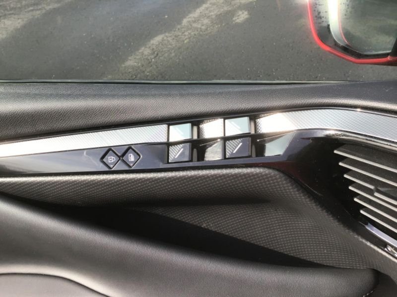 DS DS 4 PureTech 130 EAT8 Trocadero