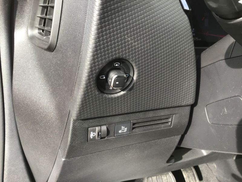 DS DS 4 PureTech 130 EAT8 Trocadero