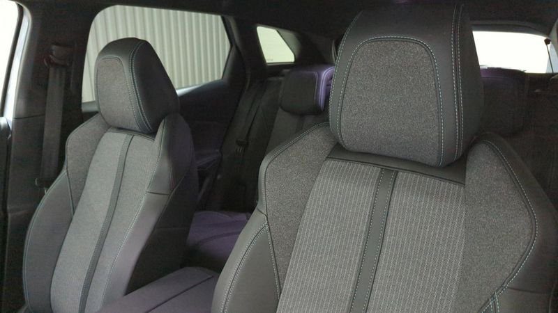 Peugeot 3008 Hybrid 136 e-dcs6 allure pack + park assist + camera 360