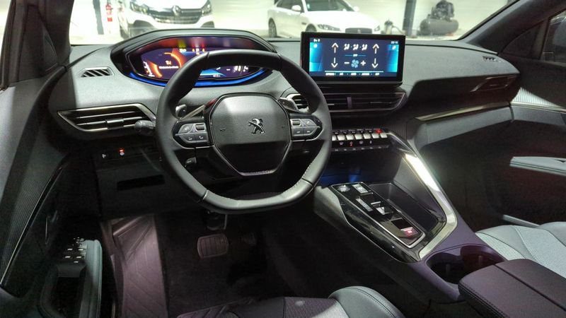 Peugeot 3008 Hybrid 136 e-dcs6 allure pack + park assist + camera 360