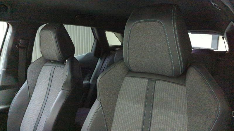 Peugeot 3008 Hybrid 136 e-dcs6 allure pack