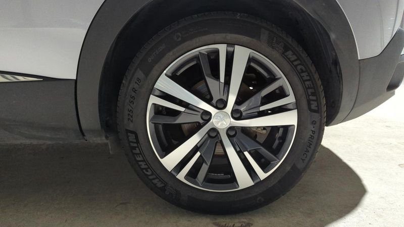 Peugeot 3008 Hybrid 136 e-dcs6 allure pack