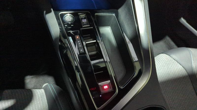 Peugeot 3008 Hybrid 136 e-dcs6 allure pack