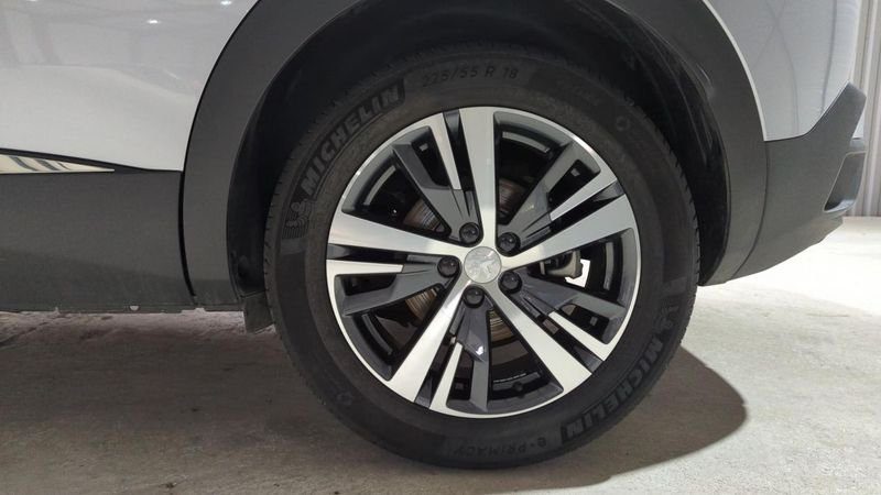 Peugeot 3008 Hybrid 136 e-dcs6 allure pack