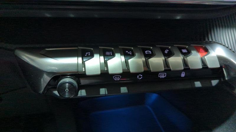 Peugeot 3008 Hybrid 136 e-dcs6 allure pack