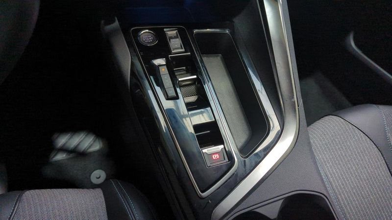 Peugeot 3008 Hybrid 136 e-dcs6 allure pack