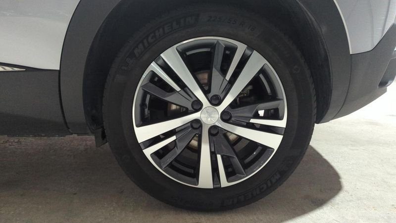 Peugeot 3008 Hybrid 136 e-dcs6 allure pack