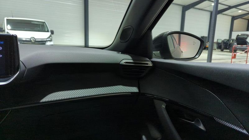Peugeot 2008 nouveau Puretech 130 s&s eat8 allure + grip control + camera 360