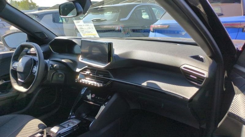 Peugeot 2008 nouveau Puretech 130 s&s eat8 allure + grip control + camera 360