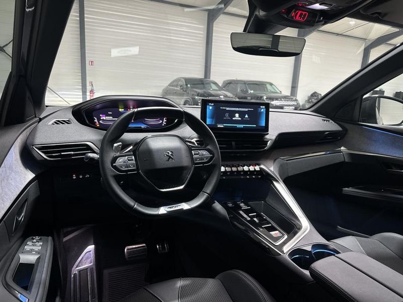 Peugeot 3008 Puretech 130ch s&s eat8 gt + sieges chauffants + hayon mains libres