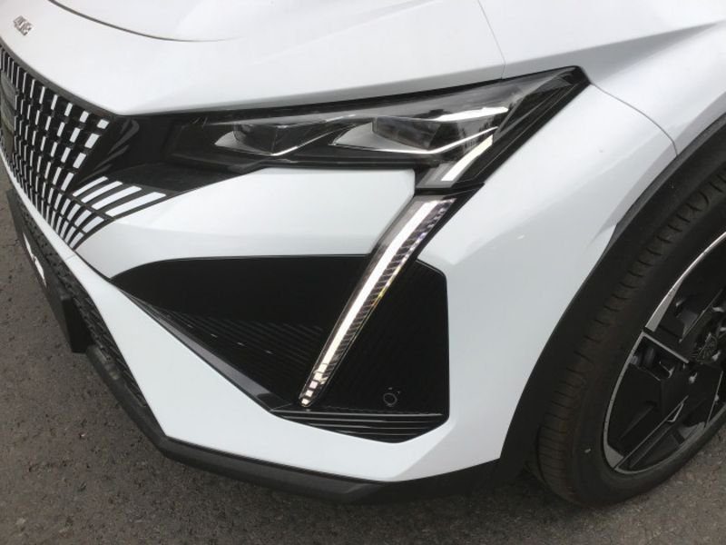 Peugeot 408 PureTech 130 ch S&S EAT8 GT