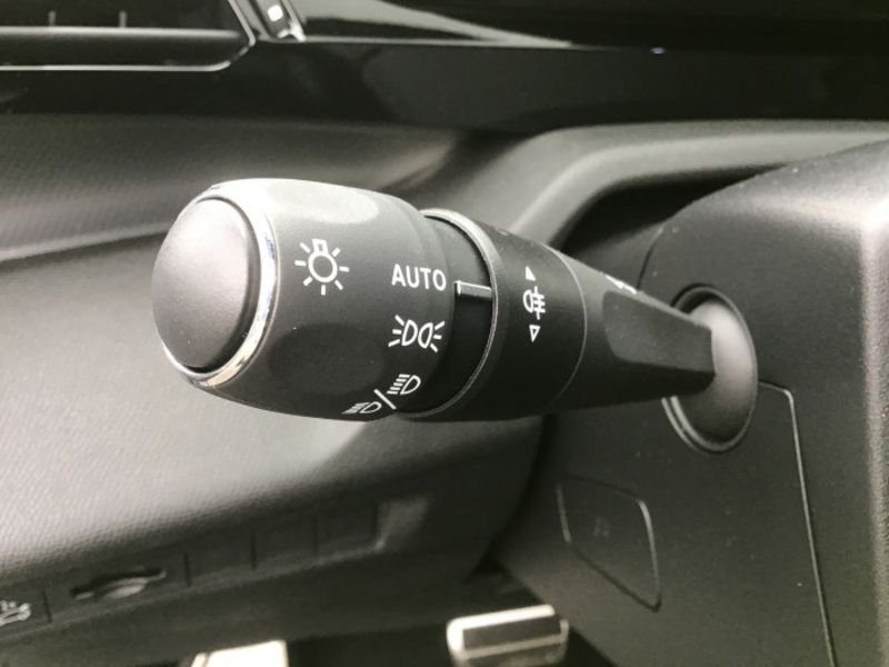 Peugeot 408 PureTech 130 ch S&S EAT8 GT