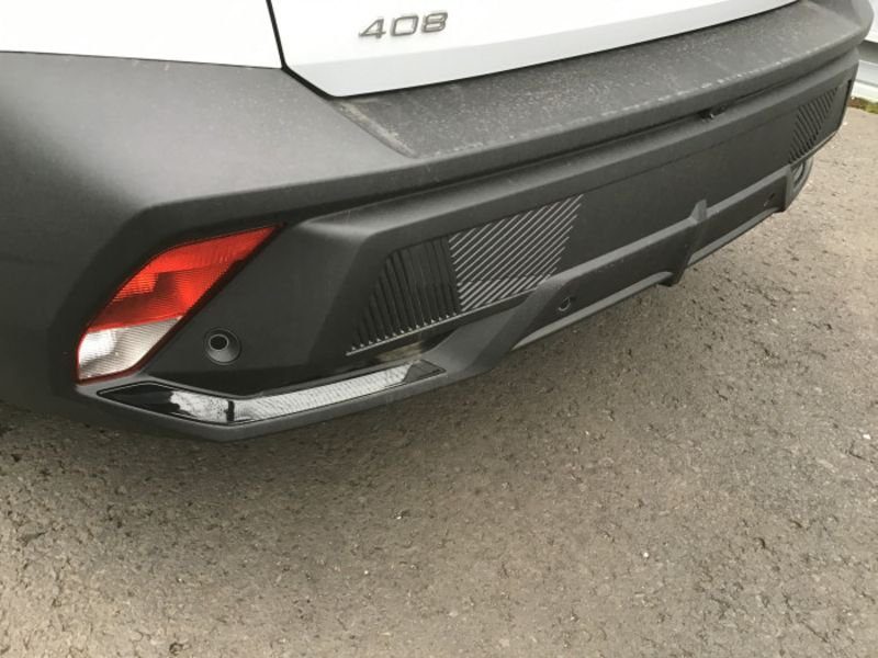 Peugeot 408 PureTech 130 ch S&S EAT8 GT