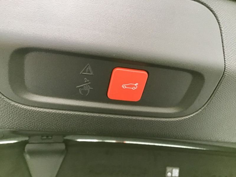 Peugeot 408 PureTech 130 ch S&S EAT8 GT