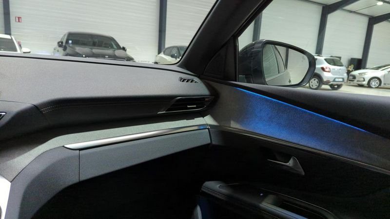 Peugeot 3008 Puretech 130ch s&s eat8 gt + sieges chauffants