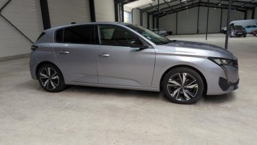 Peugeot 308 Puretech 130cv bvm6 allure + radars av