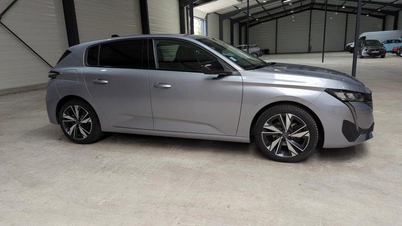 Peugeot 308 Puretech 130cv bvm6 allure + radars av